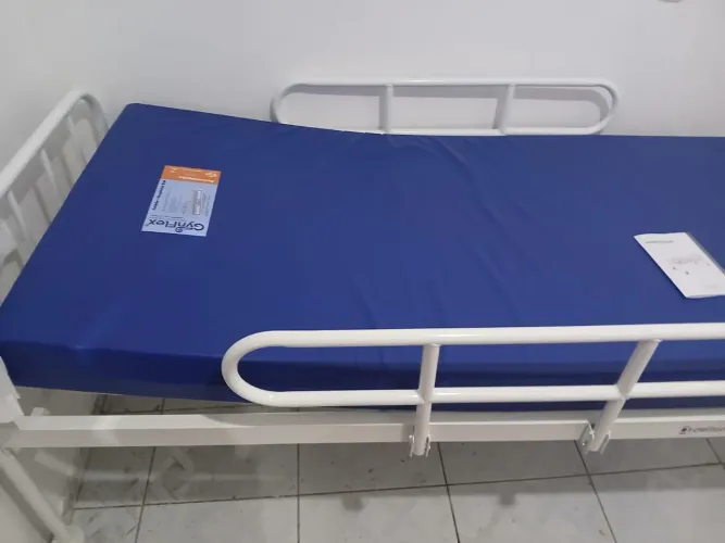 Cama hospitalar nunca usada compramos e meu avô veio a falecer no hospital