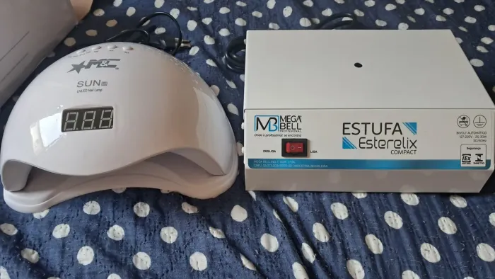 Vendo produtos de manicure