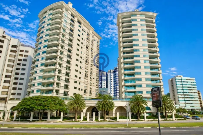 Apartamento 4 quartos na Agronômica