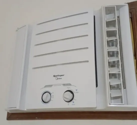 Ar condicionado Springer 10.000 BTUs 