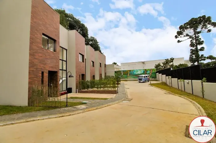 Casa em condomínio com 2 suítes no Bigorrilho, Curitiba