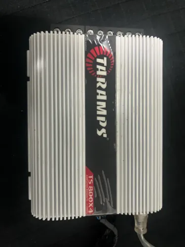 Vendo amplificador e caixa de grave de 12.
