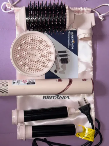 Secador/Escova de Cabelo Britânia Íon 1450W 3 Velocidades BSD15A
