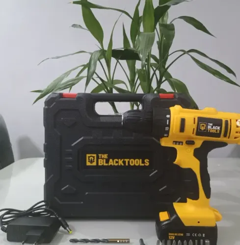 Furadeira e Parafusadeira Black Tools + Maleta de Transporte