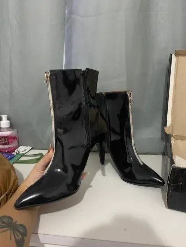 Bota cano curto