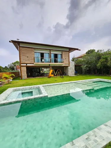 Casa à venda no bairro Praia do Forte - Mata de São João/BA