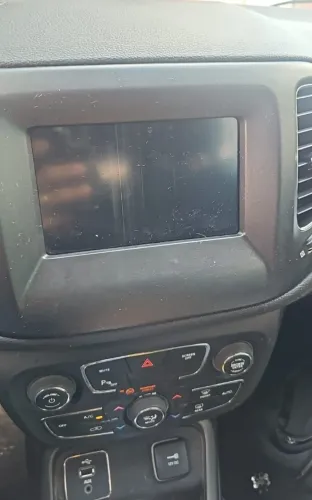 JEEP COMPASS - MULTIMIDIA 7 POLEGADAS - LEIA