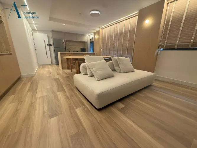 LOCAÇÃO - LINDO APARTAMENTO MOBILIADO, 2 QUARTOS, 1 SUITE, VAGA, LEBLON, RJ.