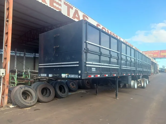 Carreta randon 4eixos Graneleiro 13.5mts 