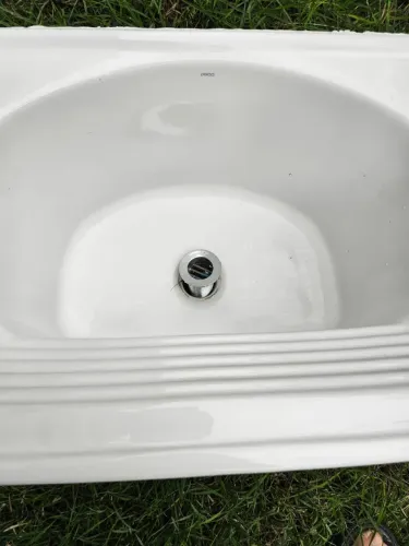 Vendo tanque de cerâmica, pia de banheiro com Cuba e pia de cozinha com Cuba inox