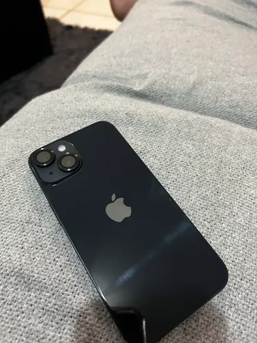iPhone 14 sem marca de uso