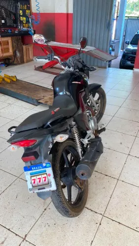 Titan 150