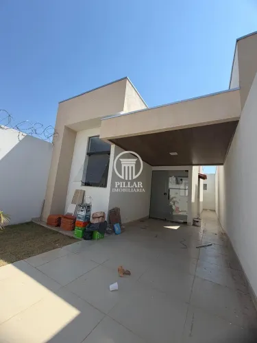 CASA À VENDA NO BAIRRO NOVO PRIMAVERA MONTES CLAROS-MG