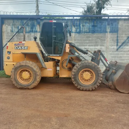 Pá carregadeira w20e case 2013