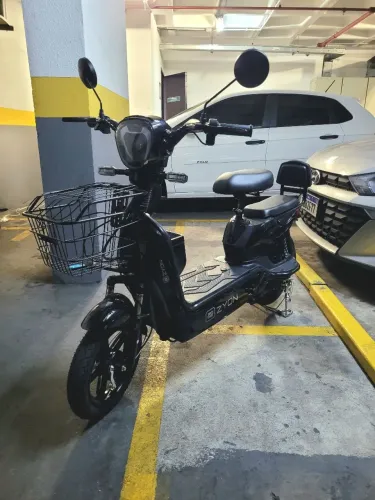 SCOOTER ELÉTRICA ZYON