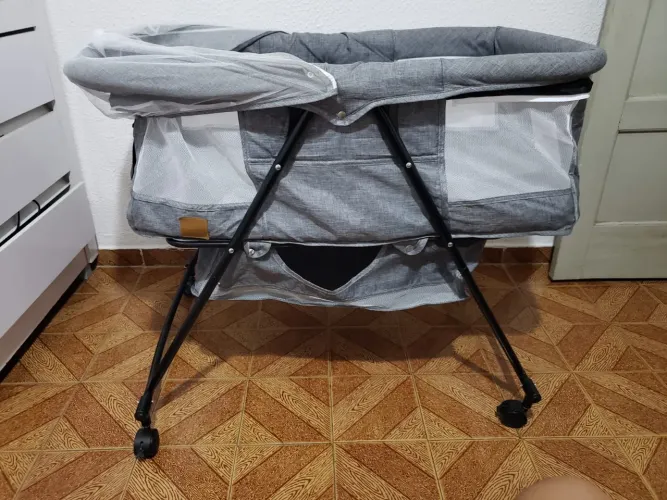 BERÇO MOISÉS COM MOSQUITEIRO E BALANÇO NOVO