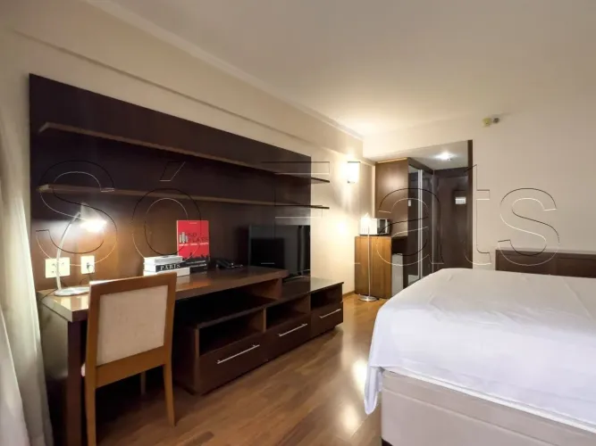 Flat disponível para locação no Grand Plaza Paulista com 31m², 1 dormitório e 1 vaga.