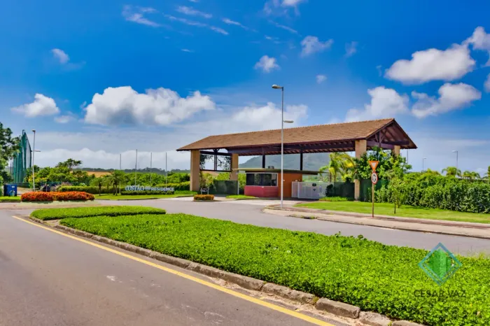 Lote em condomínio para venda tem 882 metros quadrados no Costão Golf Ville - Florianópoli