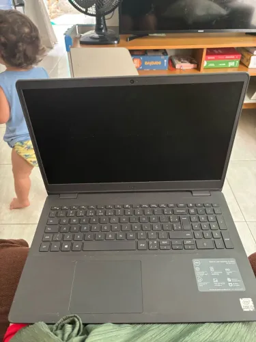 Notebook Dell Inspiron 15 3000 Core i3, SSD 256GB, 4GB RAM ? Tela 15,6
