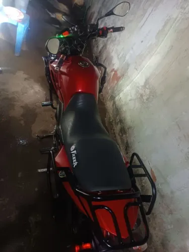 Moto ótimo estado