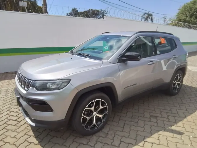 Jeep Compass Long. T270 1.3 TB 4X2 Flex AUT 2025