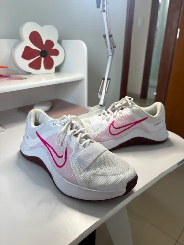 Nike Tênis Feminino Rosa Para Academia - W Mc Trainer 2 - (TAM 37,5) Seminovo