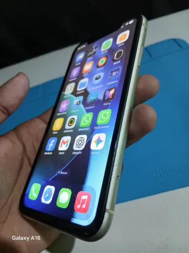 iPhone 11 64GB | Face ID OK | Bateria 99% | Garantia 30 Dias | Carregador e Capa