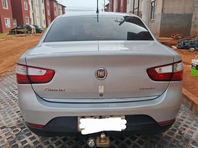 Fiat Grand Siena Attrac. 1.4 EVO F.flex 8V 2013