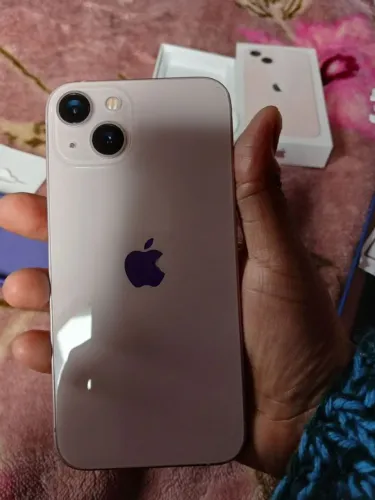 iPhone 13 Rosa | Bom Estado + Caixa e Acessórios