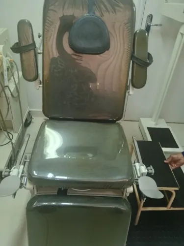 Cadeira ginecológica automática 