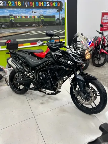 TRIUMPH TIGER 800 XRX