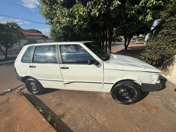 Fiat Uno Mille 1.0 Fire/ F.flex/ Economy 4P 2004