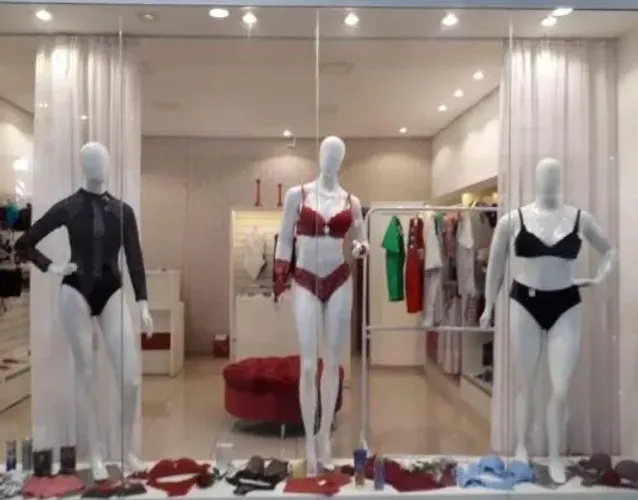 3 manequins de fibra