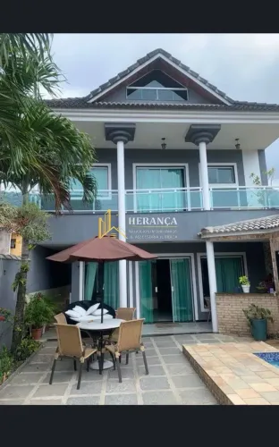 Casa alto padrão,Venda e Locação em Vargem Pequena