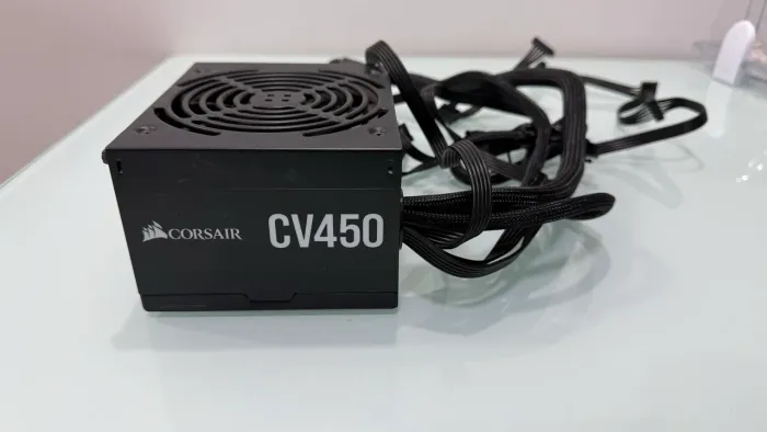 Fonte Corsair 450w 80 plus Bronze excelente estado 