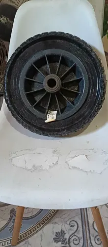 Roda de carrinho de mão