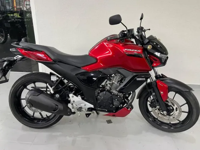 YAMAHA FZ15 FAZER ABS 2025