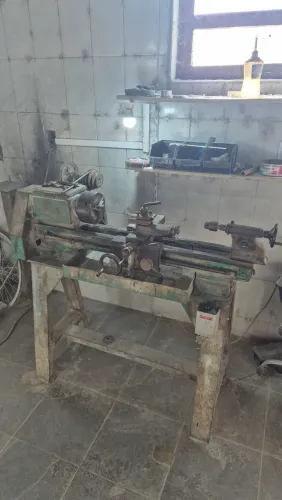 Torno de bancada 700mm