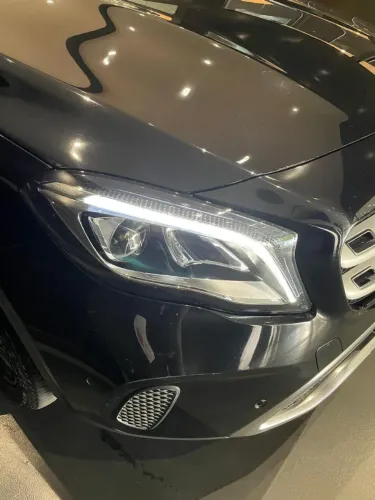 Farol Mercedes gl200 2018
