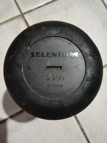 Corneta JBL D200 no precinho
