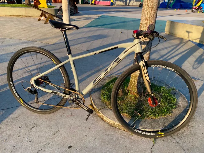 MTB ARO 29 GTA TODA EQUIPADA