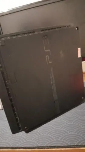 PS3 slim desbloquiado, com controle de ps4 e jogos fisicos