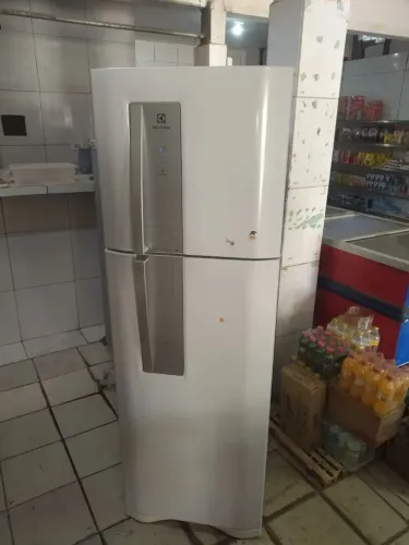 REFRIGERADOR DUPLEX FROSFREE TODO BOM, OFERTA