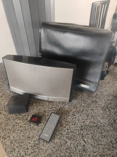 Caixa de som Bose SoundDock Portable N123 - Original + Bluetooth + Controle + Fonte + Case