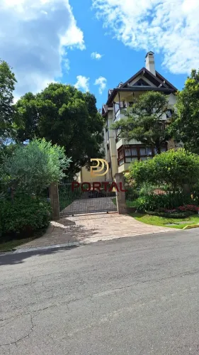 cobertura em Gramado, próximo ao lago negro