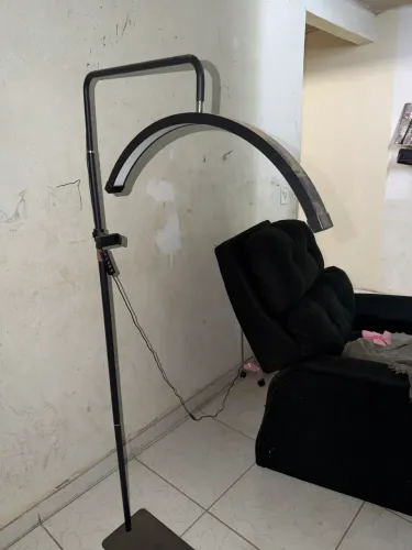 Luminária meia lua 