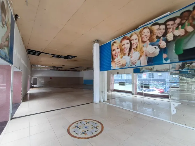ALUGO excelente ponto comercial