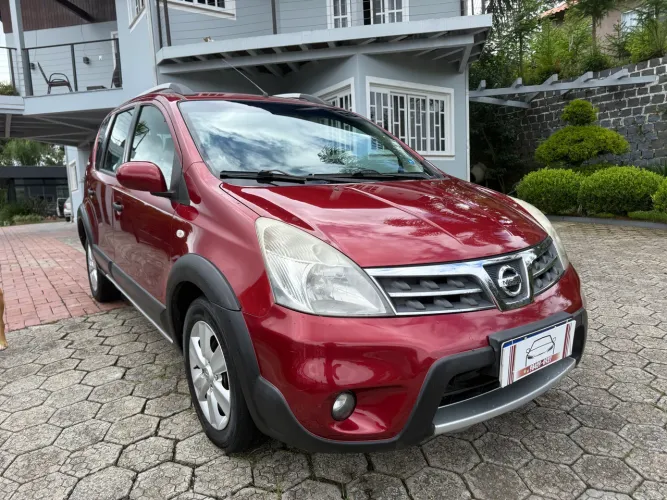 Nissan Livina X-gear Sl/X-gear 1.8 Flex F. Aut. 2013