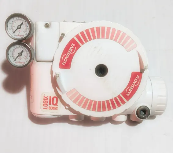Posicionador Flowserve Logix 3200IQ NOVO (Sem Uso) - Industrial