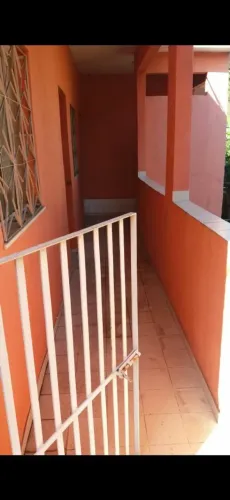 Alugo casa ba Venda Velha